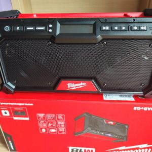 Milwaukee M18 aku radio za gradbišče DAB+ M18 RADDAB+G2-0 brez baterije in polnilca