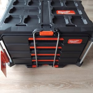 Milwaukee PACKOUT štiri delni predalnik 4932493189