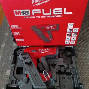 Milwaukee Fuel M18 FFN-0C akumulatorski žebljalnik 50-90 mm (brez baterije, brez polnilnika)
